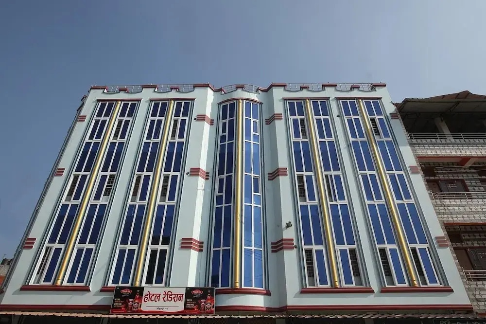 Hotel Radison One And Lodge By Oyo Rooms
