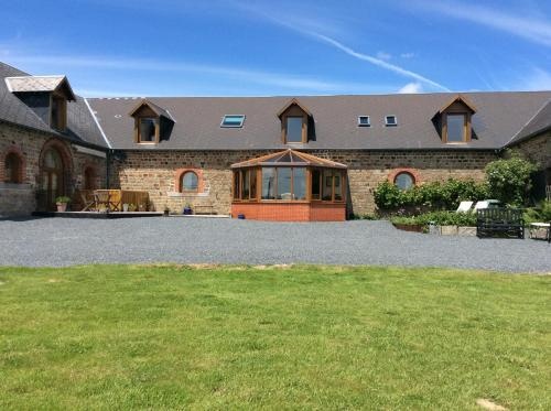 La Poire Grange Bed & Breakfast