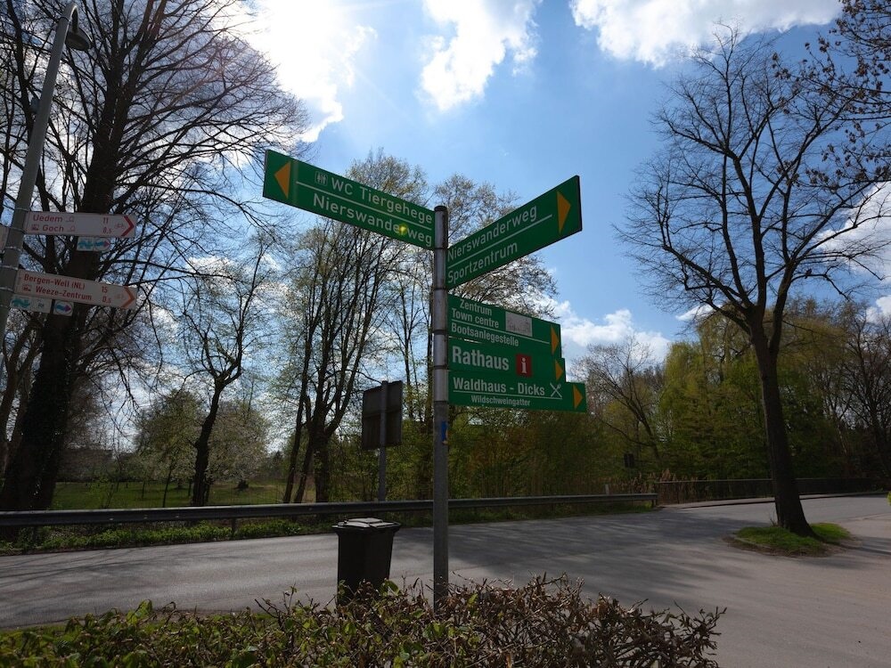 Large Apartment Close To Kleve And Goch With Private Terrace