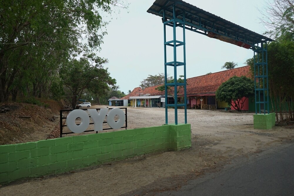 OYO 1148 Pelangi Hotel New Teluk Uber