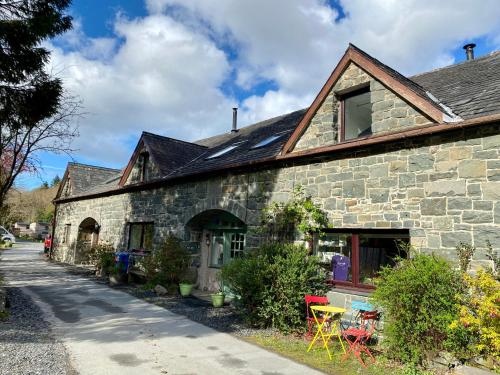 Ty'r Adar At Graig Wen