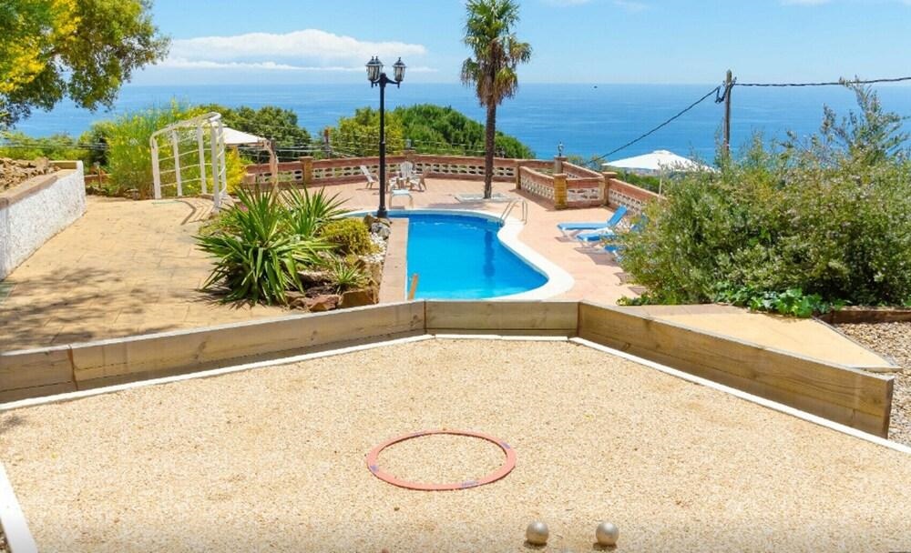 Homeholidaysrentals Malvina