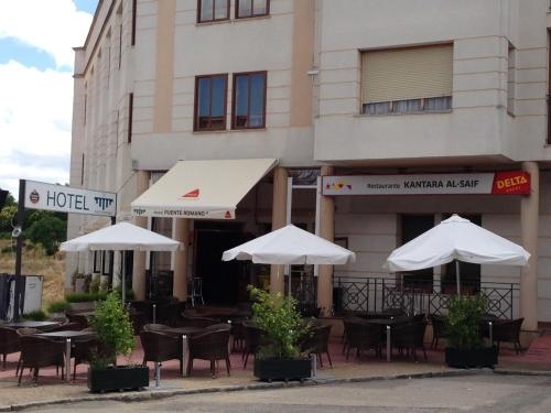 Hotel Puente Romano (Adults only)