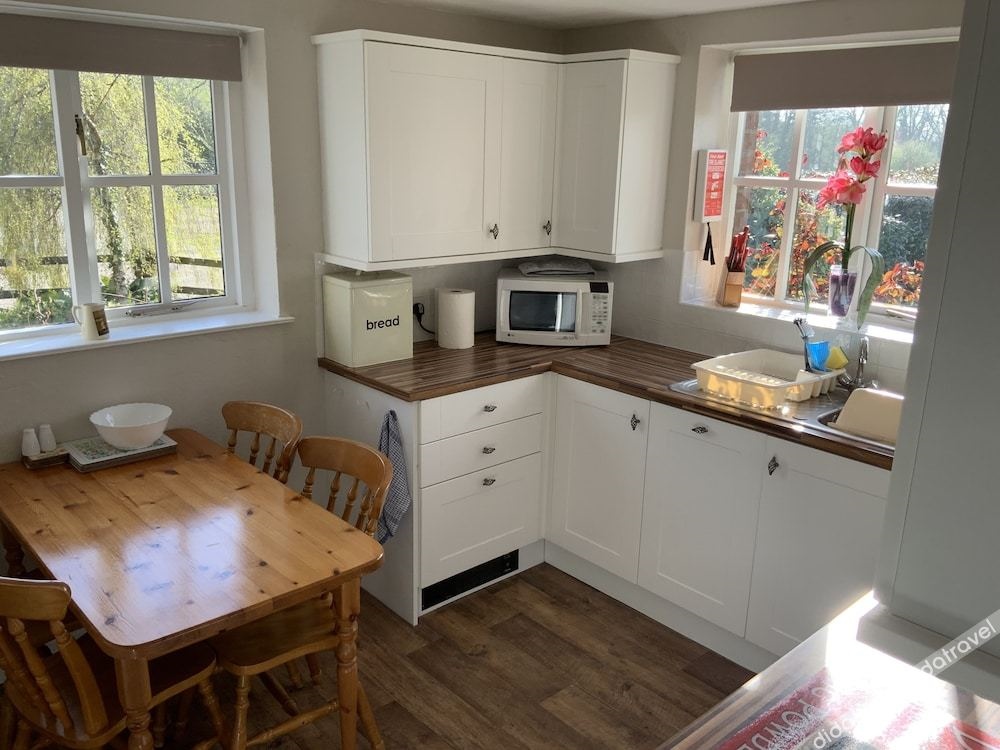 Hayloft - Boswell Farm Cottages