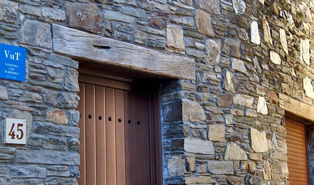 House with 2 Bedrooms in San Cristóbal de Valdueza