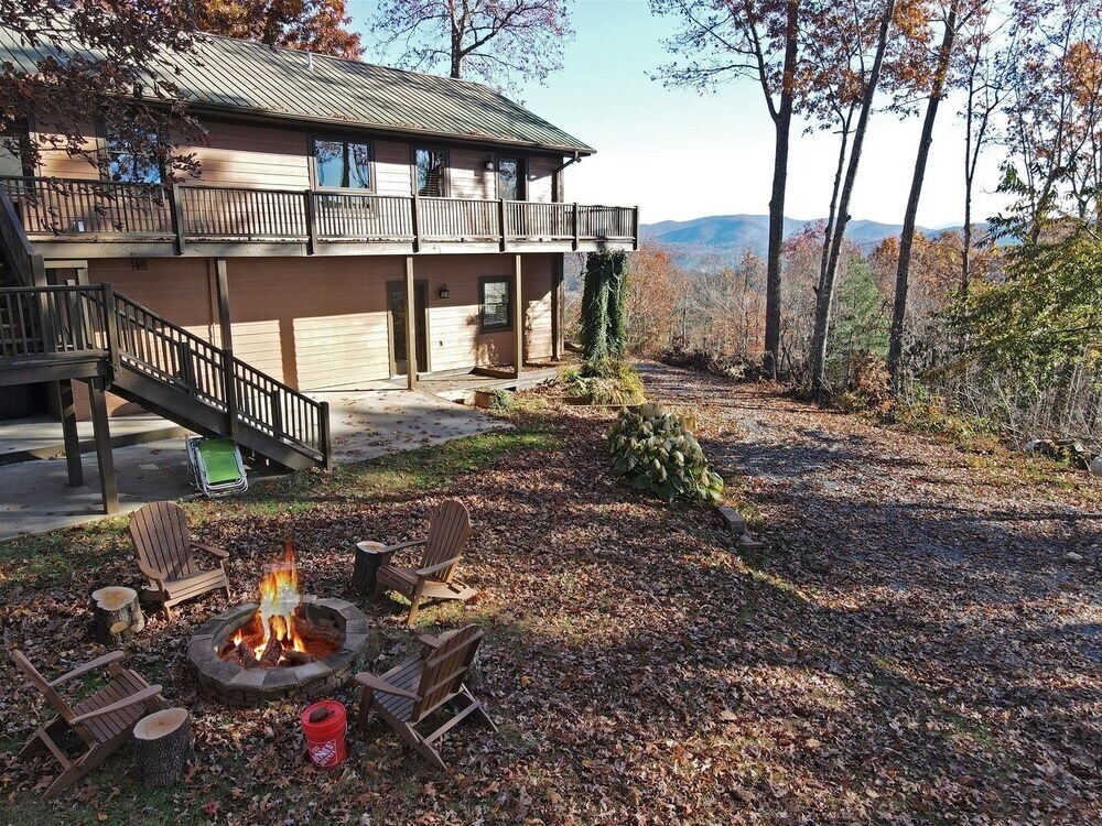 Misty Mountains Manor & Overlook- Blue Ridge Ga