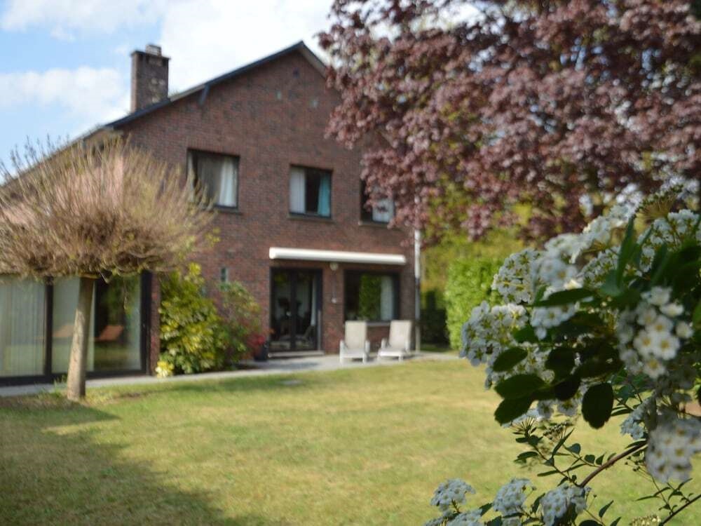 Modern Holiday Home In Beringen With Garden