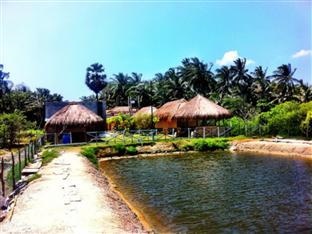 Lagoon Breeze Resort