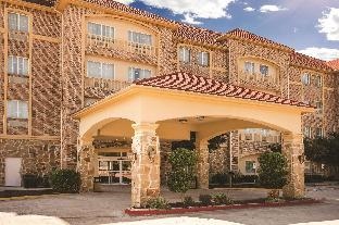 La Quinta Inn & Suites by Wyndham Dallas South-DeSoto
