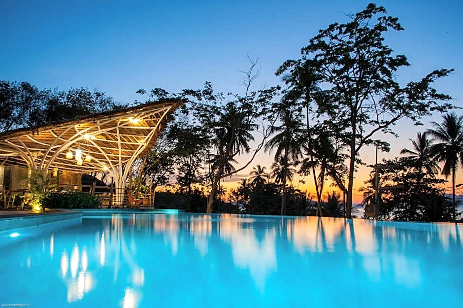 Jaiyen Eco Resort