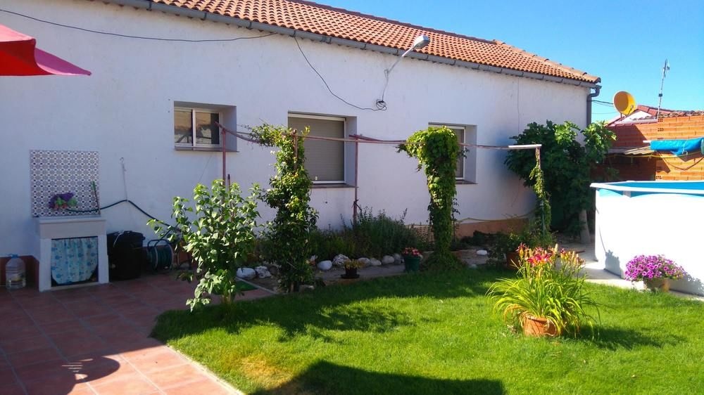 House With in Chatún With Private Pool Enclosed Garden an