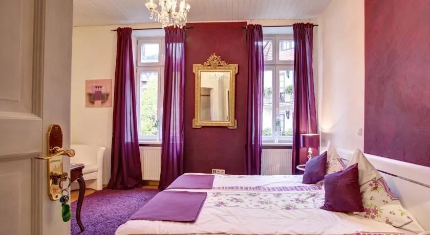 Hotel und Gastehaus Schoolurmann