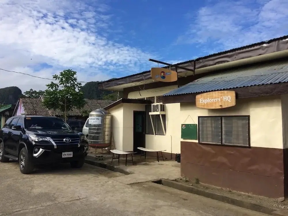 Explorers' Headquarters Inn