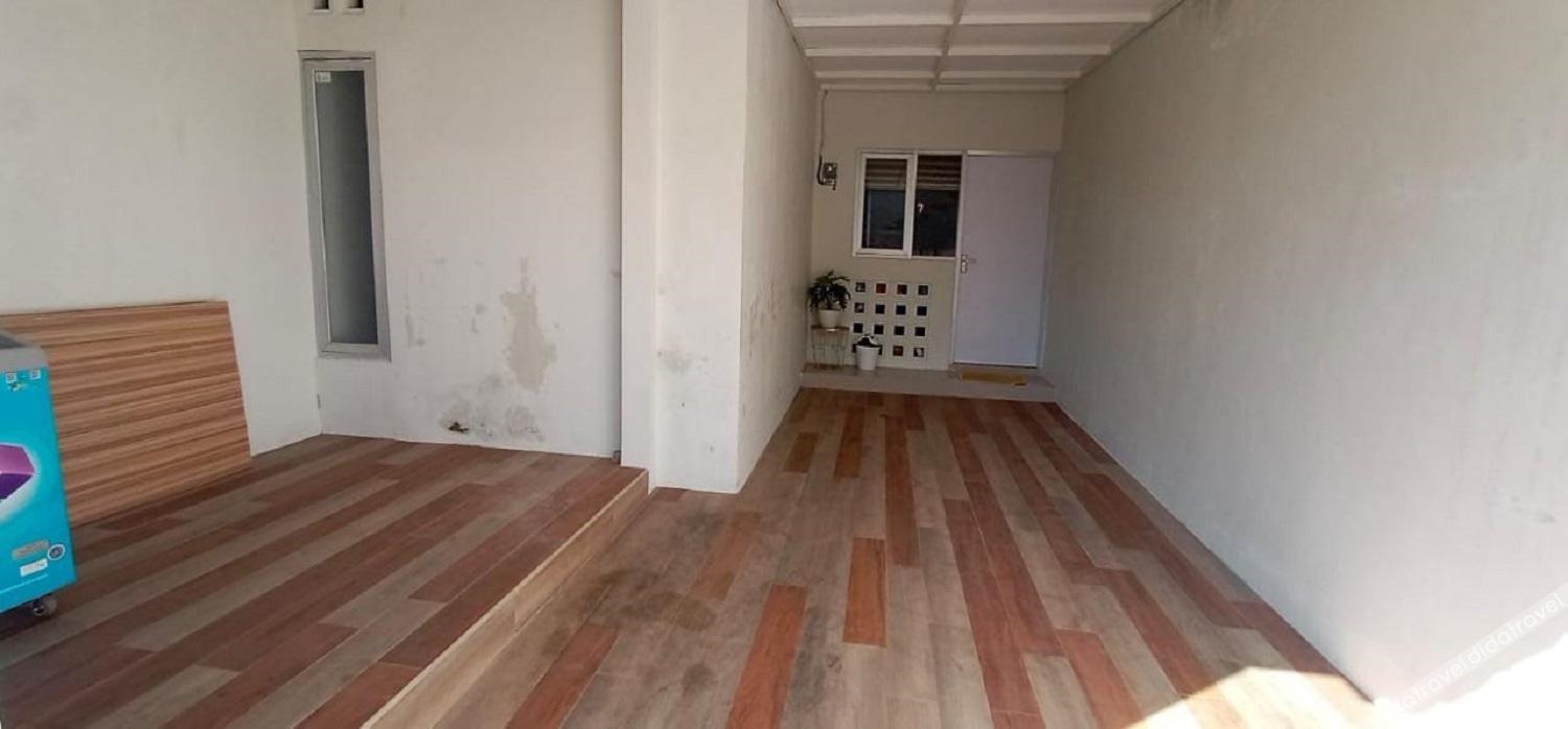 Express O 91293 House