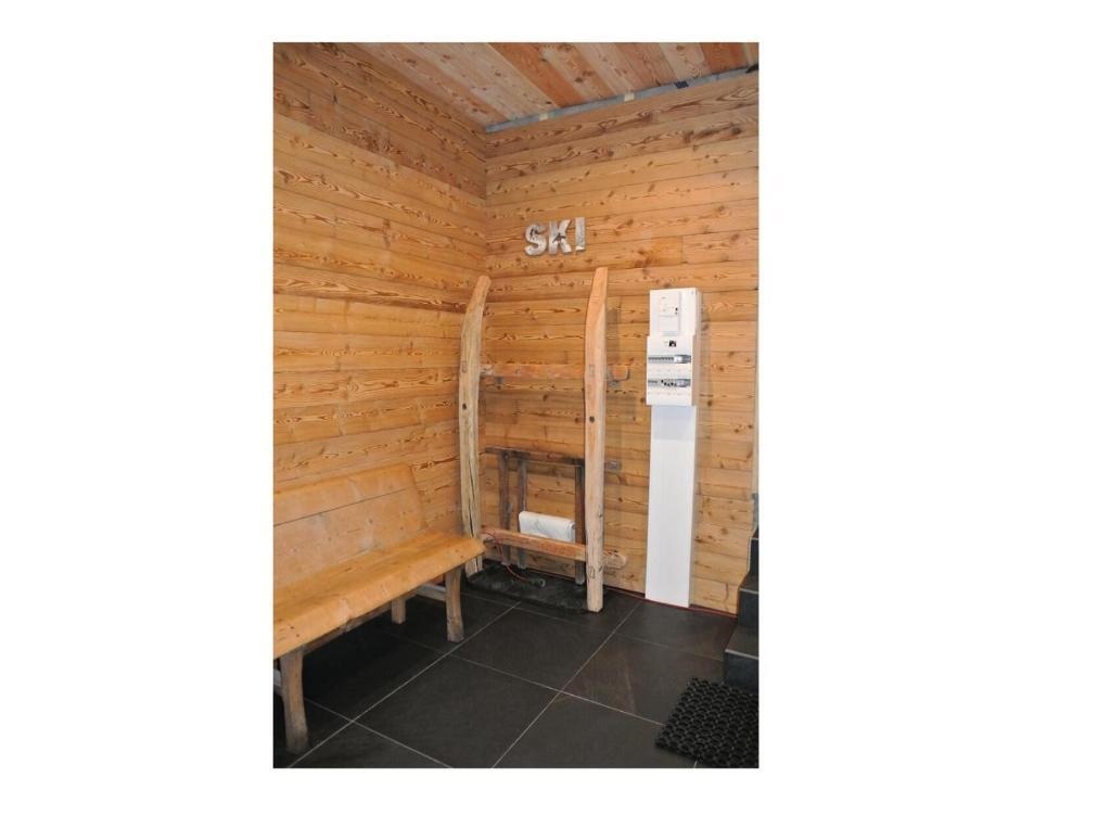 Maison 7 pieces 12 personnes centre station proche pistes 79925