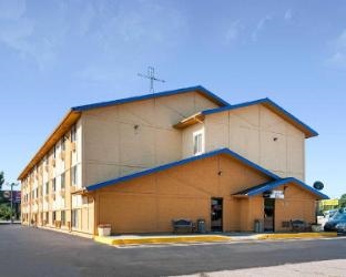 Super 8 By Wyndham Benton Harbor - St. Joseph