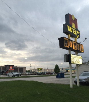Hi-Way Motel
