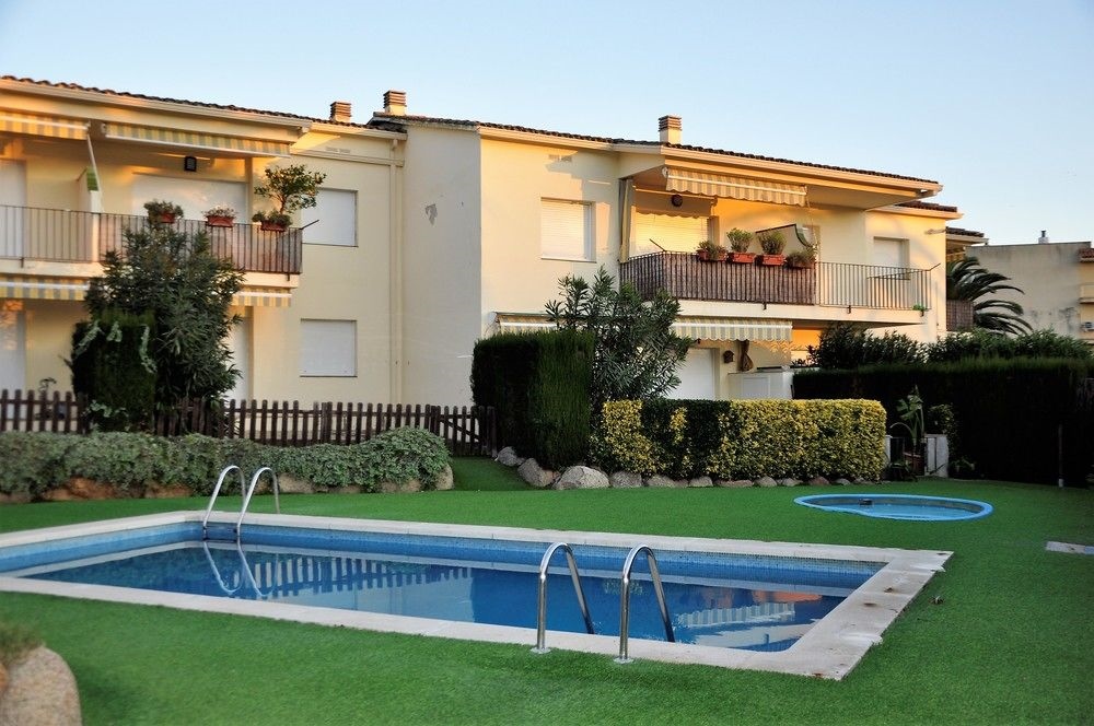 Apartamentos Laura Mar