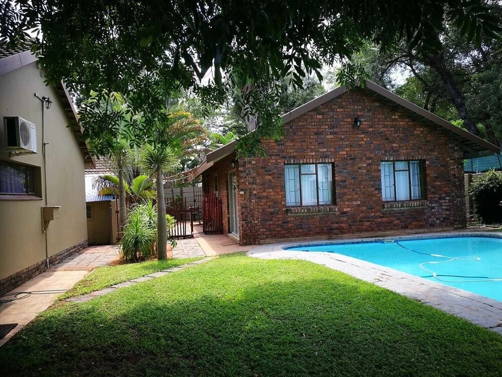 La Lucia Guest House
