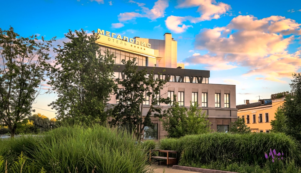 Megapolis Naberezhnaya