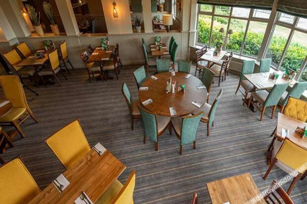 Premier Inn Harlow East (Church Langley)