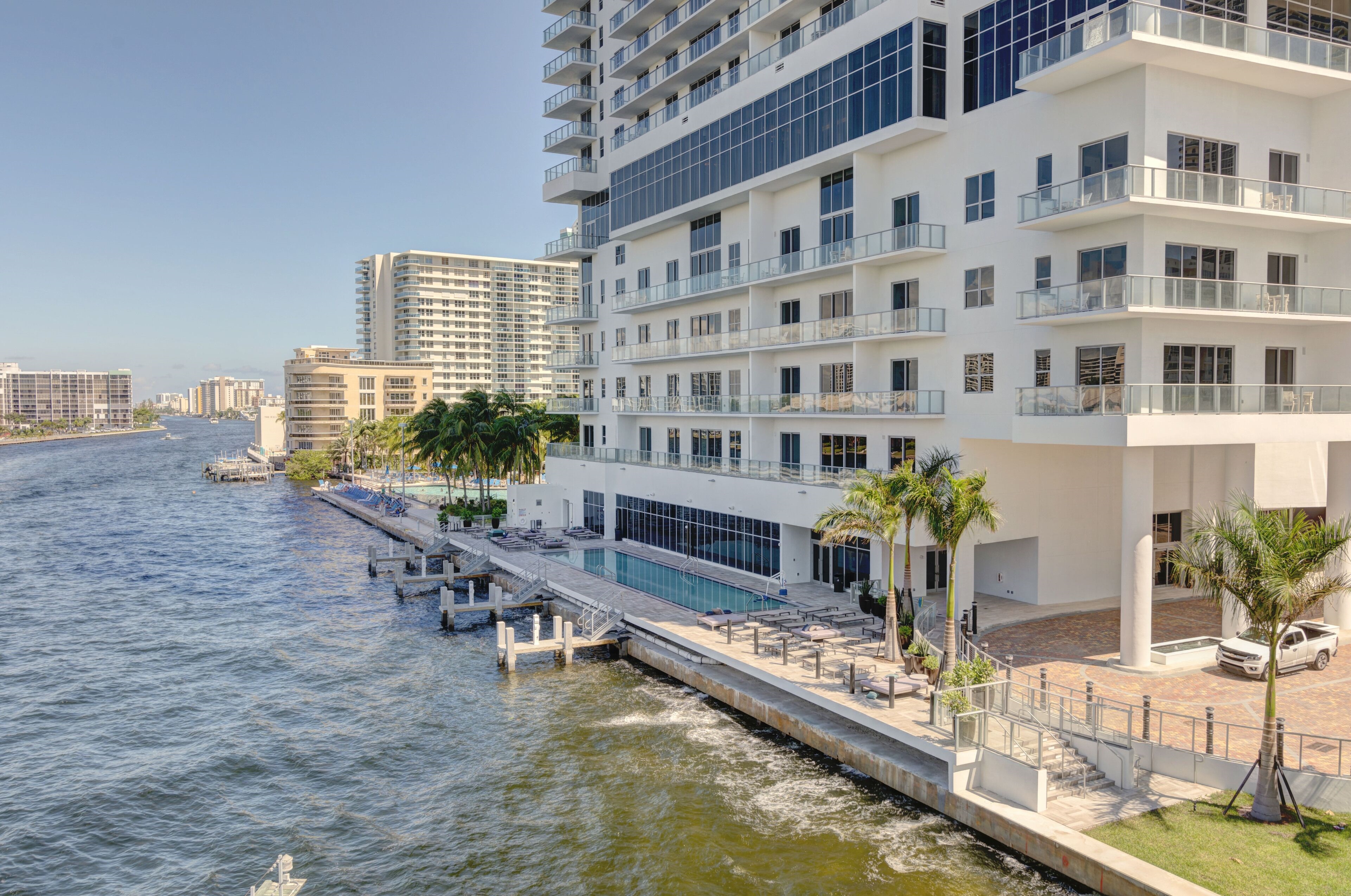 Hyde Beach House Private Suites