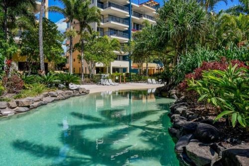 Beachside 1-Bedroom Apartment -Alex and Mooloolaba