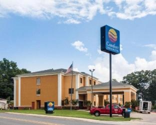 Comfort Inn & Suites El Dorado