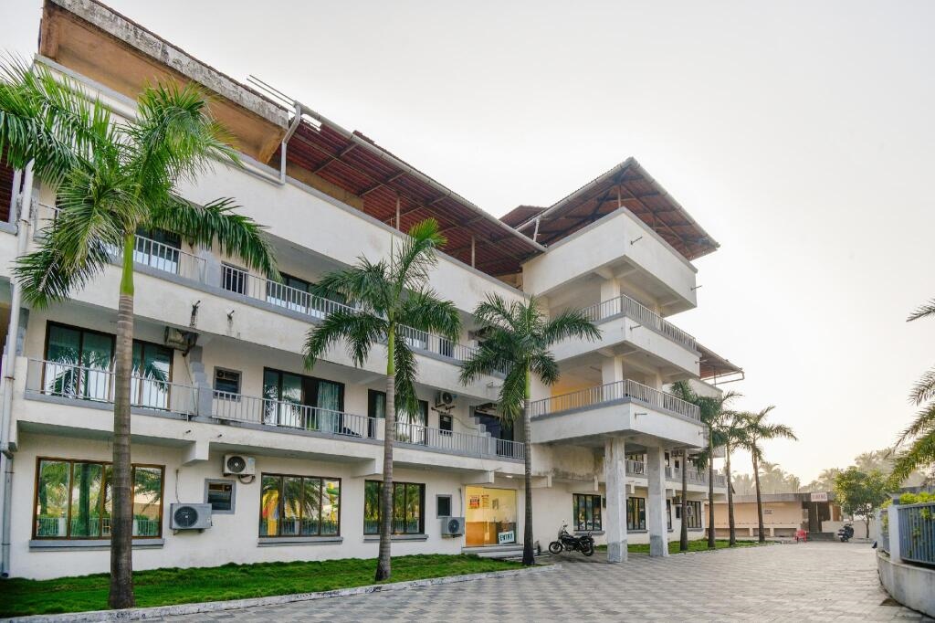 Collection O 75303 Rajodi Beach Resort