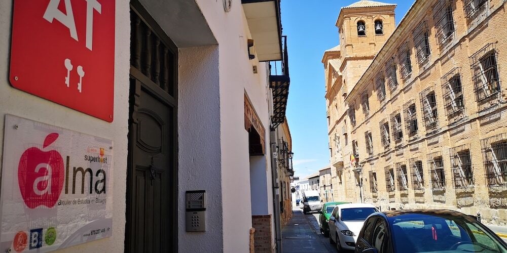 ALMAALQUILER Pepe's Place