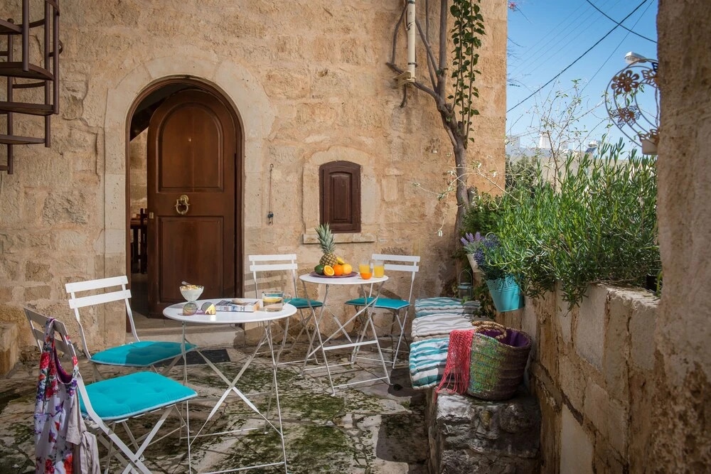 Koutouloufari House by Checkin