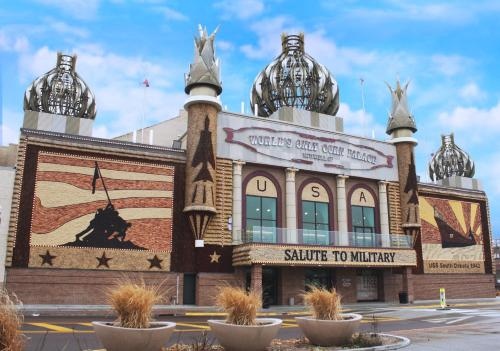 Holiday Inn Express Mitchell by IHG