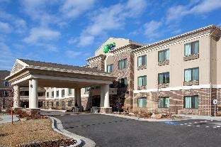 Holiday Inn Express & Suites Salt Lake City West Valley