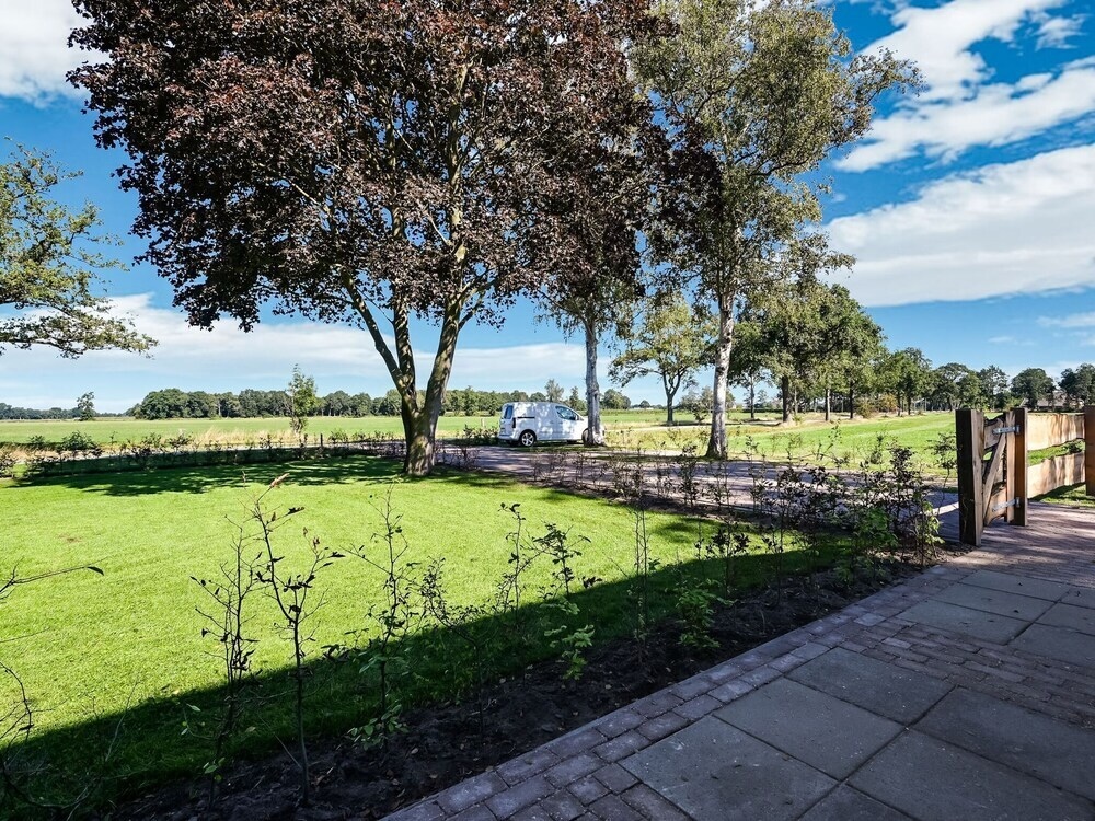 Relaxing Holiday Home In Hellendoorn With Garden