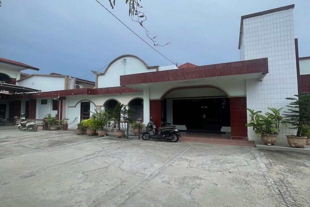 OYO 93507 Saril Riverside Homestay