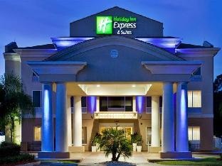 Holiday Inn Express & Suites Tavares - Leesburg