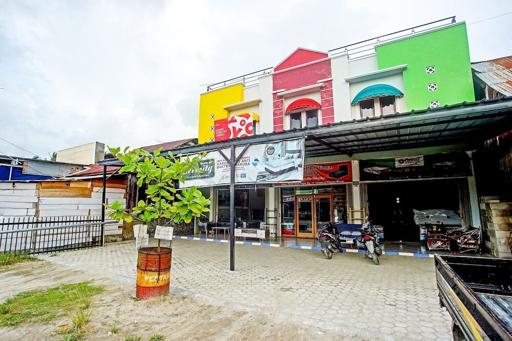 Oyo Life 90587 Domen Homestay Syariah