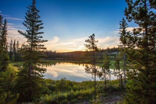Lac Le Jeune Wilderness Resort
