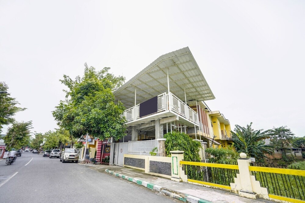 Oyo 92114 Homestay Riverside Duko