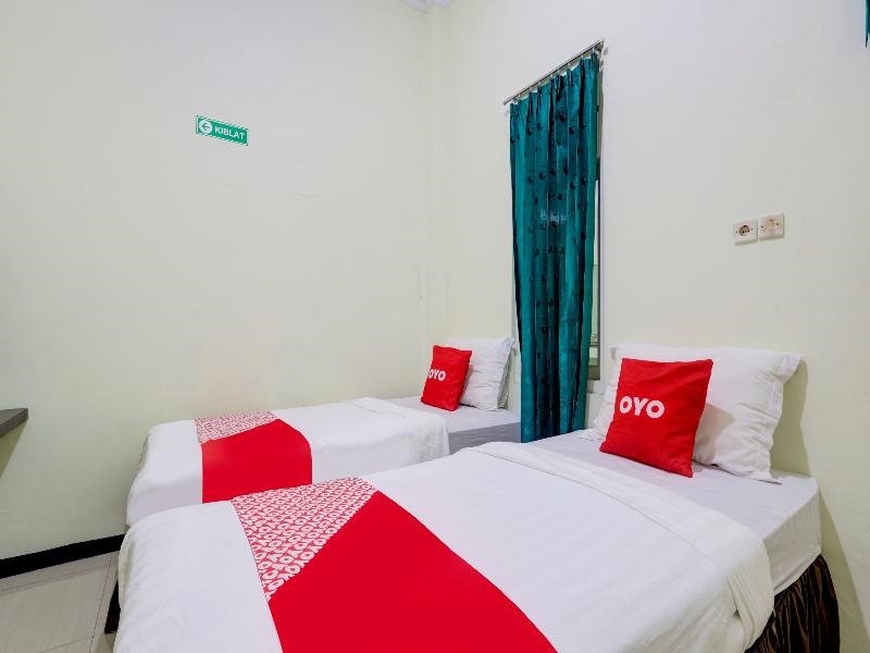 Capital O 90709 Djati Guest House