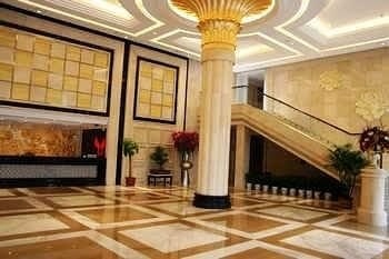 Roman Holiday Hotel - Longkou
