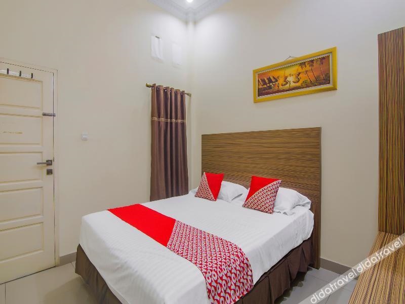 Oyo 90327 Hotel Faradisa Syariah