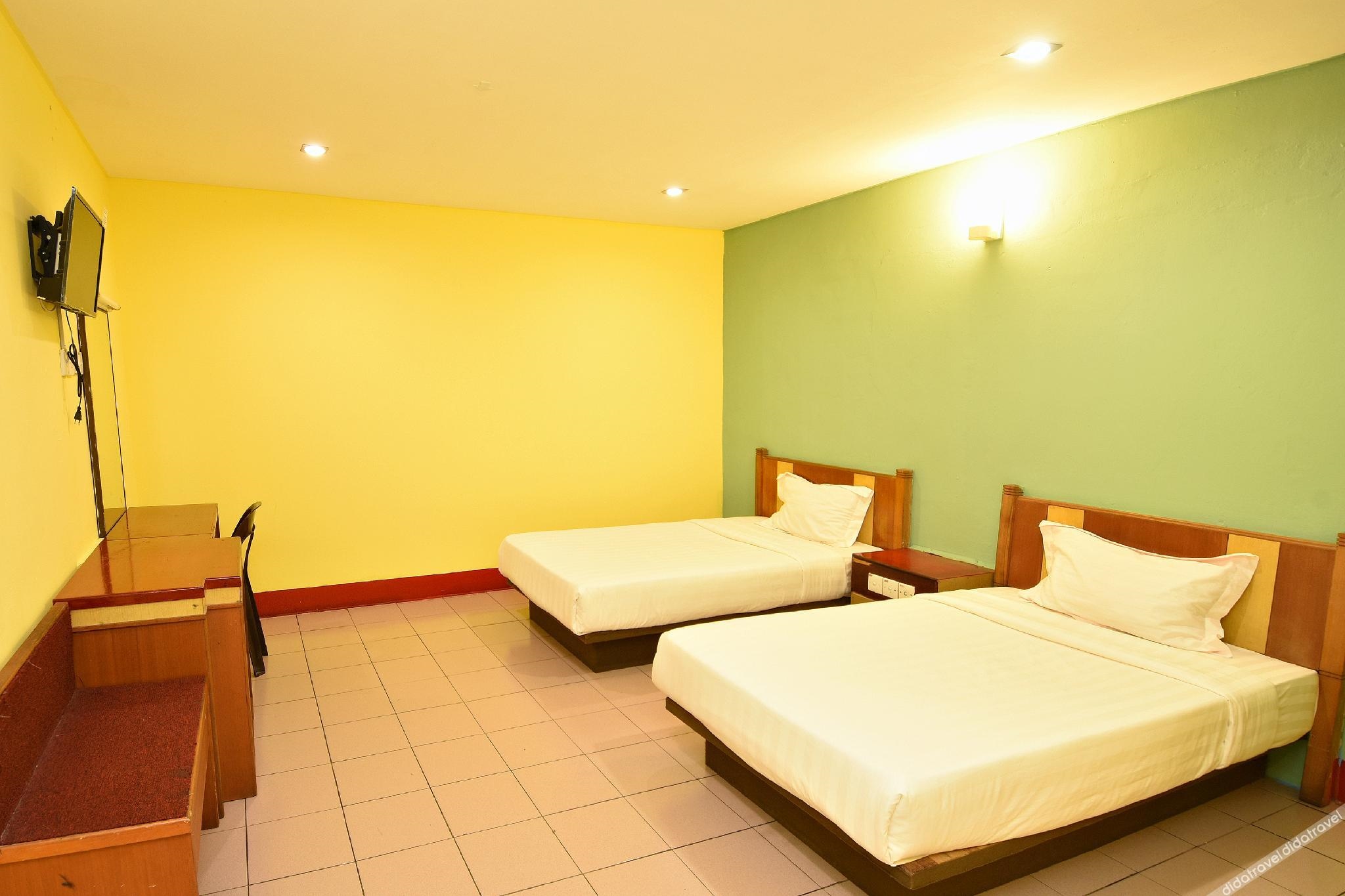 OYO 90052 Mandarin Inn