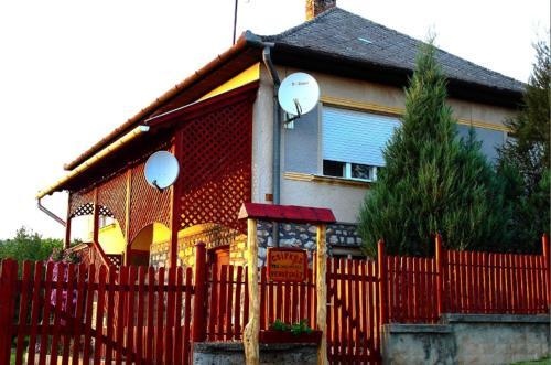 Csipkés Apartmanház