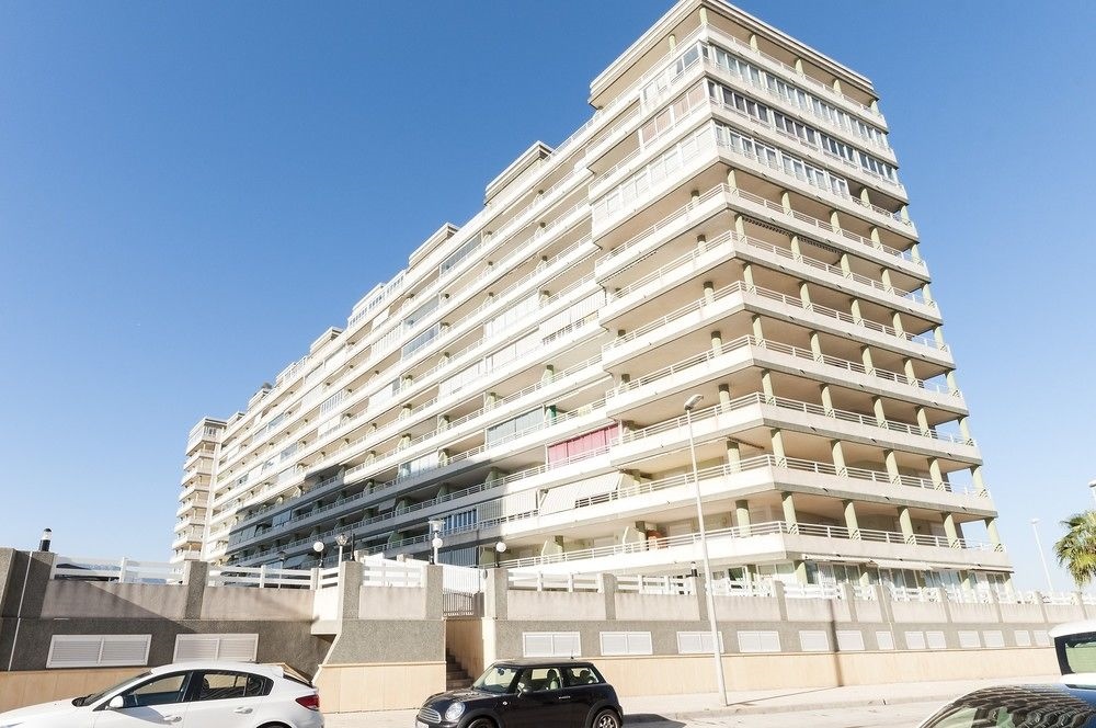 Eternity - Apartment With Shared Pool in Playa de Tavernes