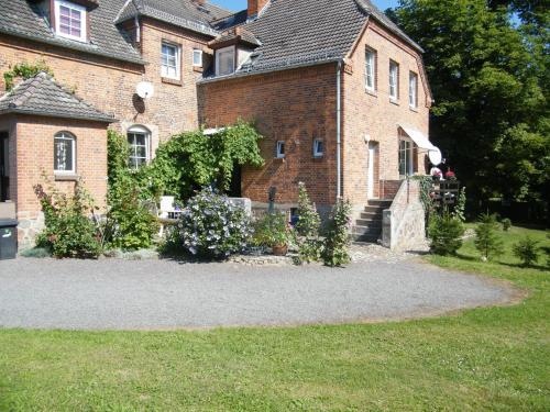 Gutshaus Damelow, Ferienwohnung, Bed&Breahfast
