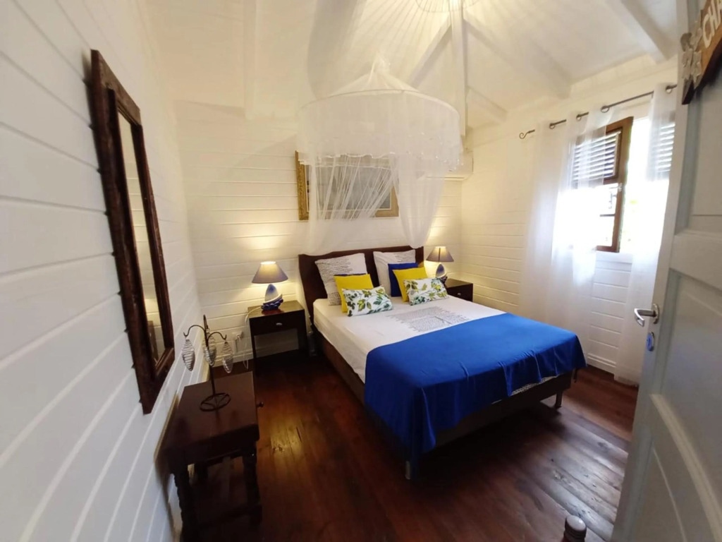 Maison De 2 Chambres Avec Vue Sur La Mer Piscine Privee Et Jacuzzi A Bouillante
