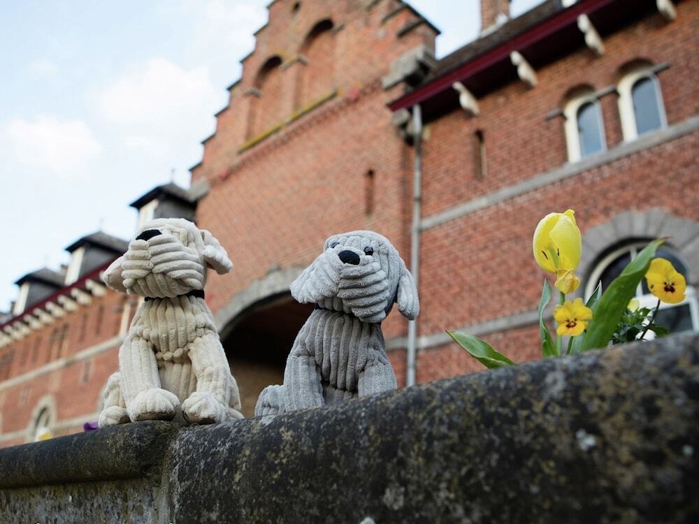 Vintage Holiday Home In Gembloux With Sauna