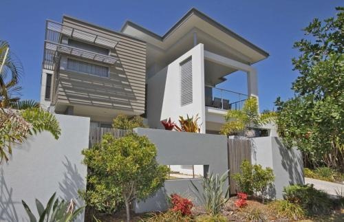 48 Boardrider Crescent