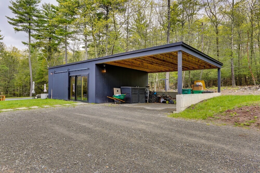 Hudson Valley Vacation Rental W/ Private Pool!